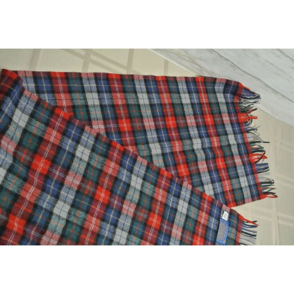 PENDLETON Blue Red Gray Green 100% PURE WOOL Plaid Scarf Men Womens Tassel